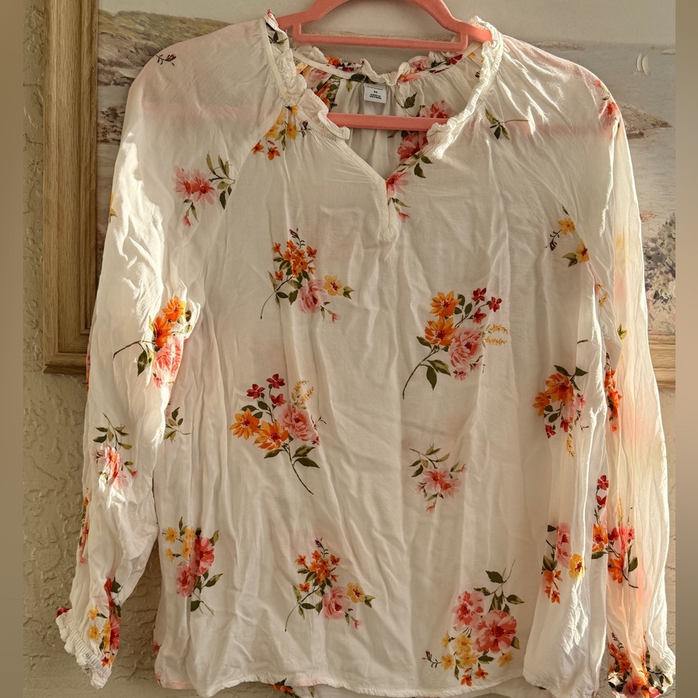 Old Navy Ivory Floral Top with Pink & Coral Blossoms